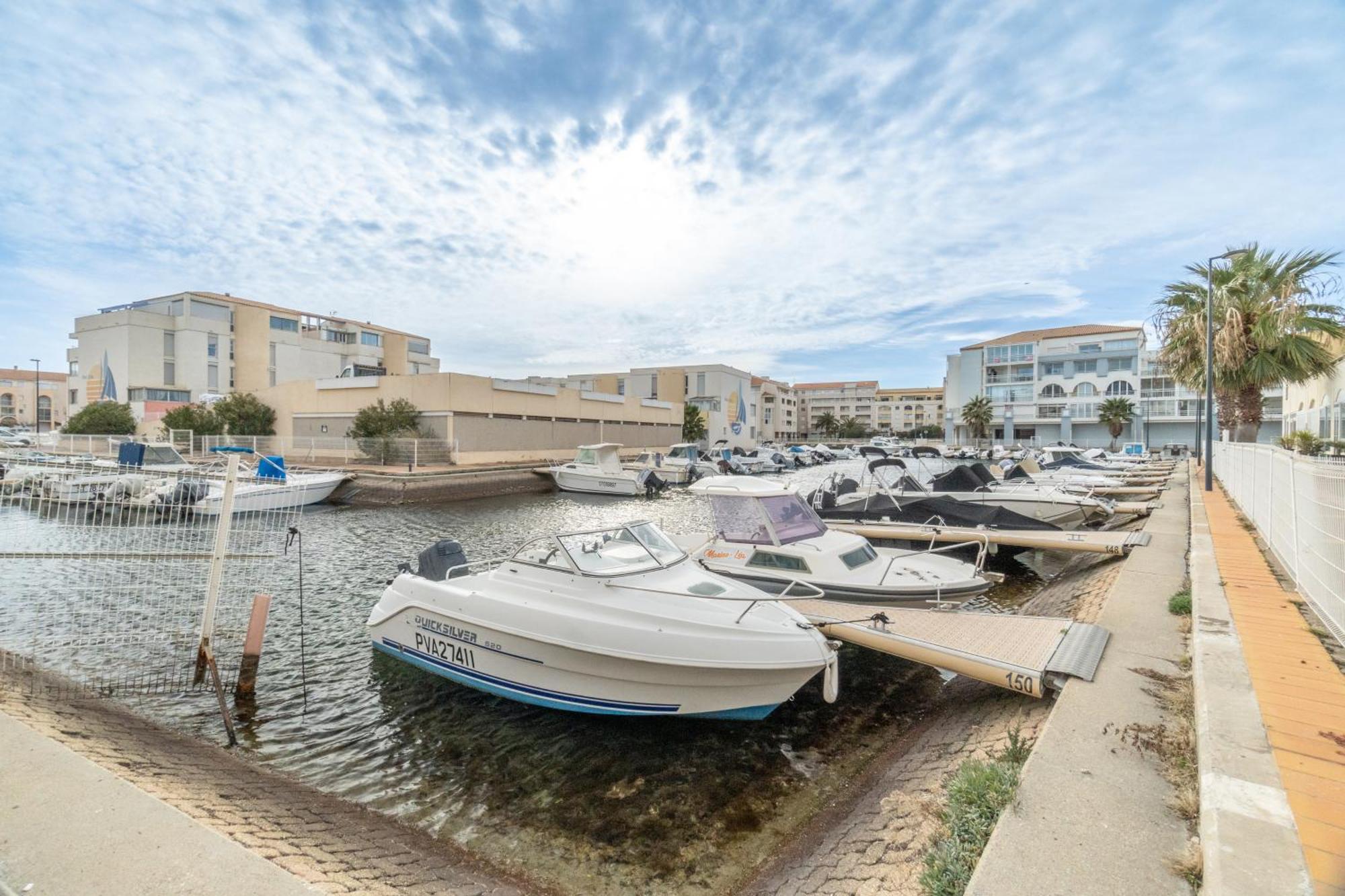 Appt T2 Cabine Clim Parking Privee Vu Mer Sète Eksteriør bilde