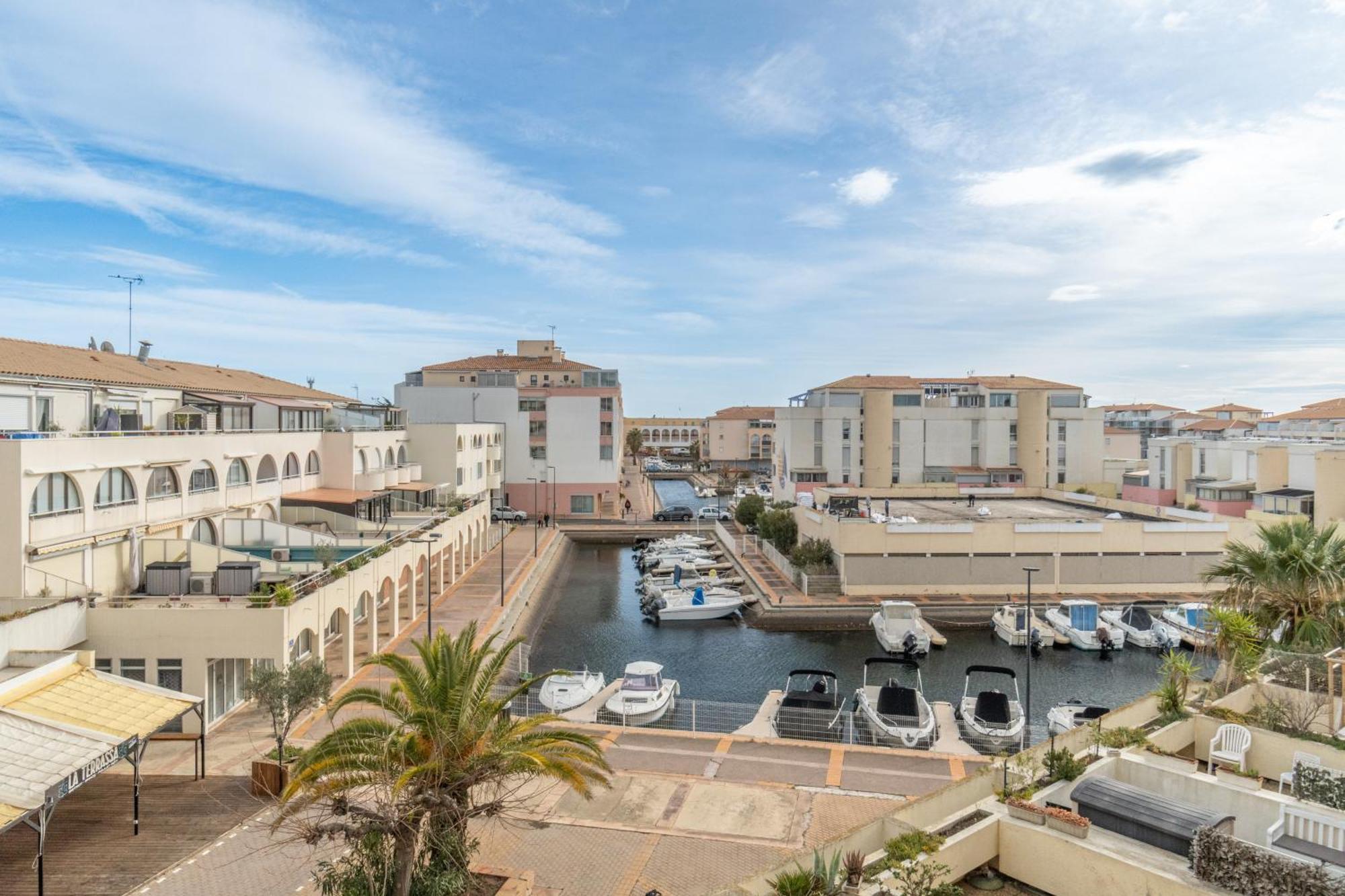 Appt T2 Cabine Clim Parking Privee Vu Mer Sète Eksteriør bilde